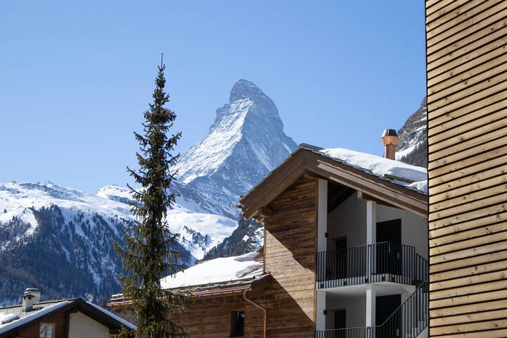 Village Apartment by Matterhorn Lodge